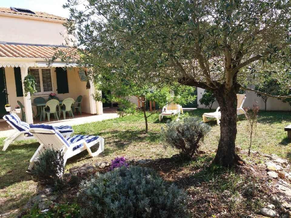 Le Clos De La Plage - Villa Vintage Avec Jardin Privatif- 500M De La Plage - 6 Personnes Долю-д'Олерон Экстерьер фото